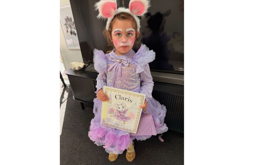 Book Week costume: Claris: The Chicest Mouse in Paris